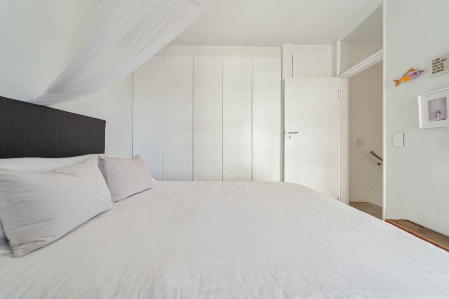 2 Bedroom Property for Sale in Mouille Point Western Cape